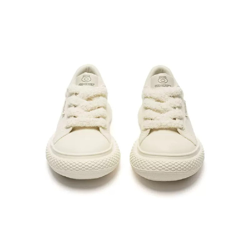Fuzzy Lace Canvas Sneakers Triple Cream - Wolvess