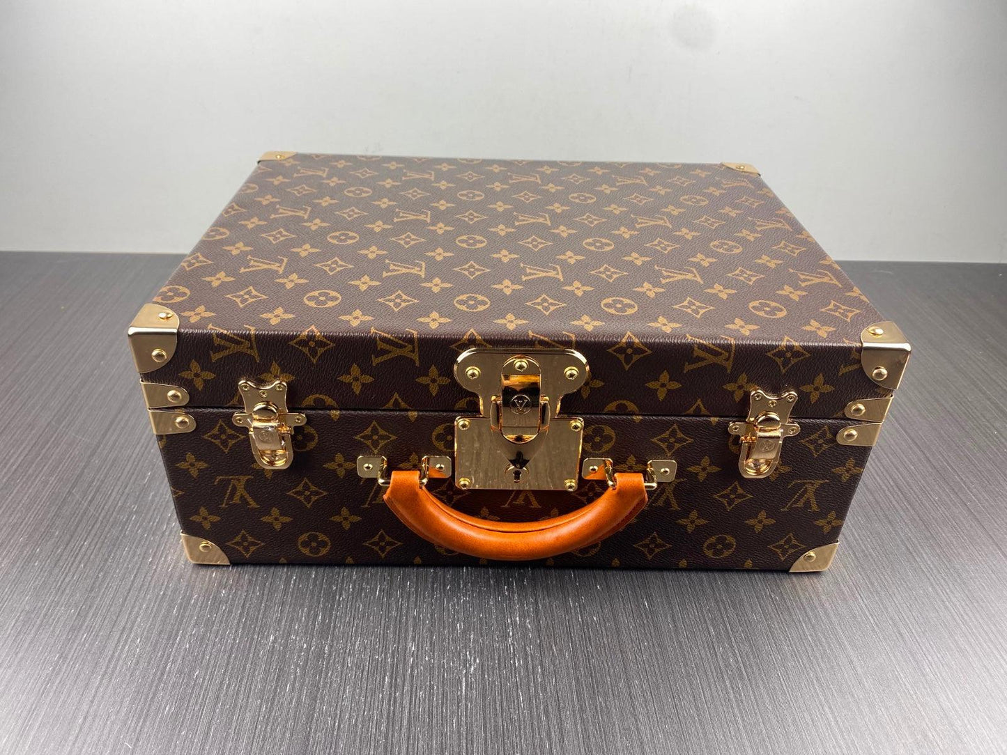 Custom Air Force 1 LV Low Surgeon Los Angeles Wolvess