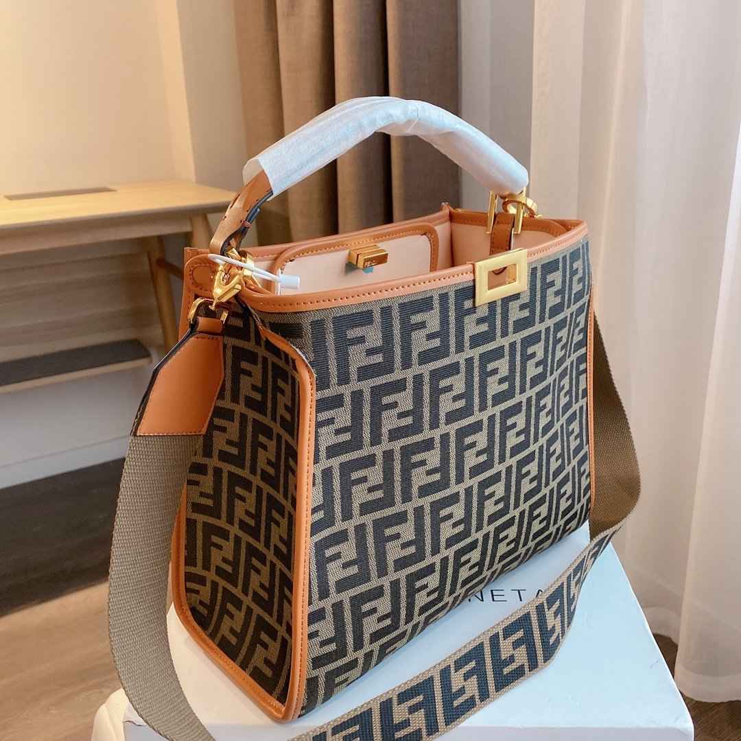 VL - Luxury Edition Bags FEI 152