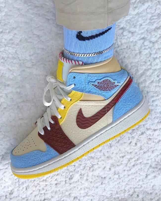 Custom Air Jordan 1 Blue Yellow Sneakers - Chateau Blue Edition