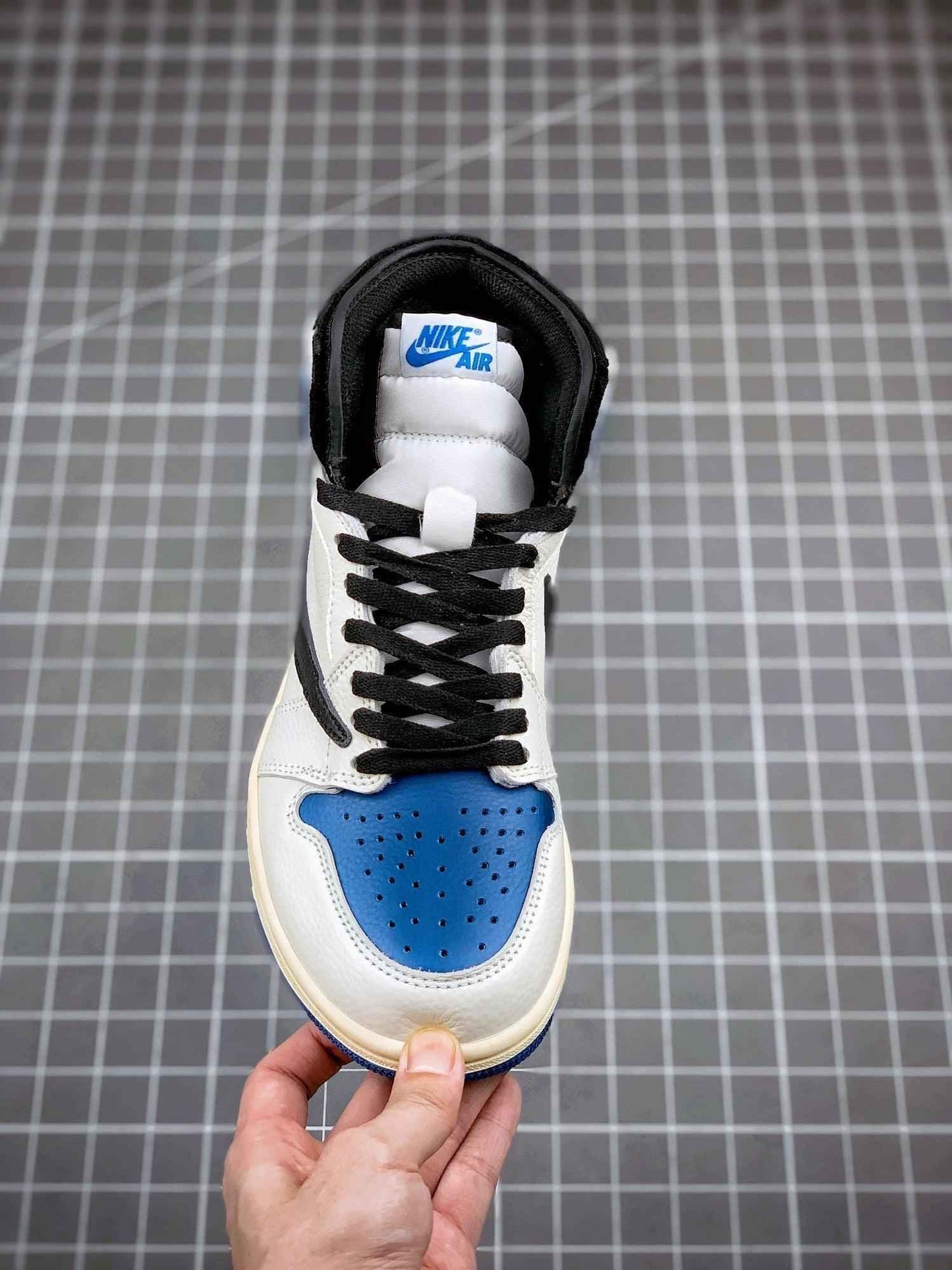 Custom Air Jordan 1 High OG SP Fragment x Travis Scott DH3227-105 - Exclusive Air Jordan 1 High OG Fragment
