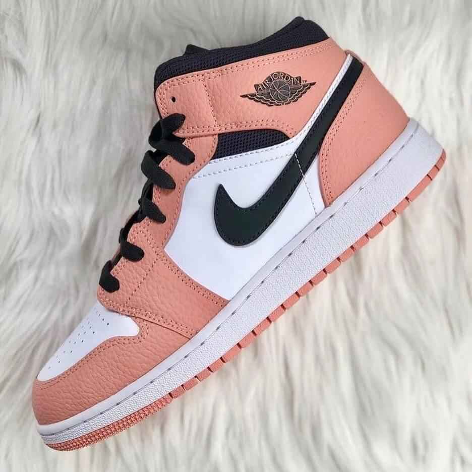 Custom Air Jordan 1 Pink Quartz Sneakers