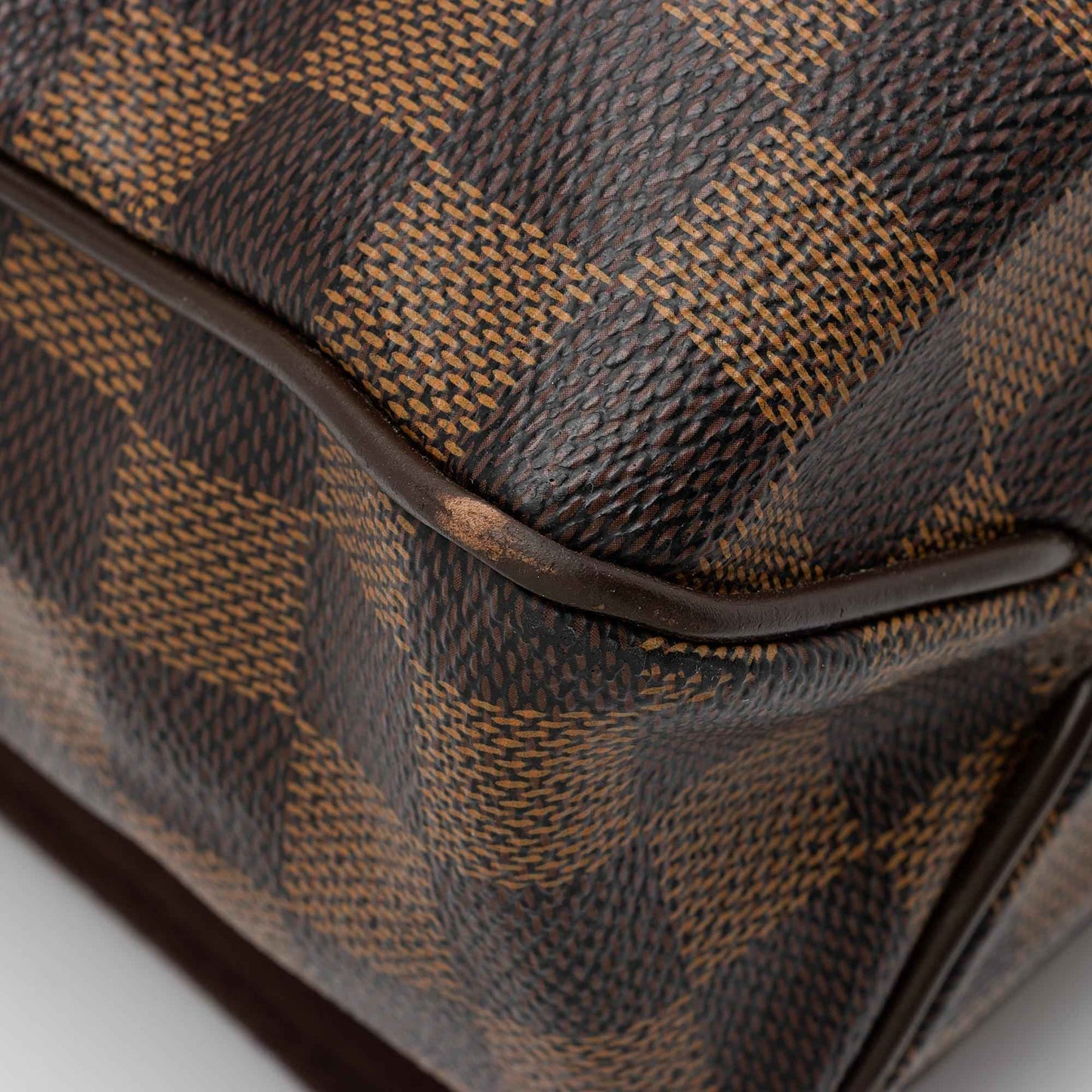 LV Damier Ebene District MM Messenger Bag