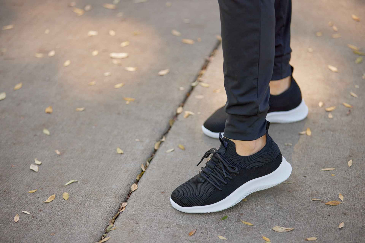 CALTO - Q132 - 2.4 Inches Taller (Black/White Sole) - Ultra Lightweight Sneakers Tallmenshoes.com