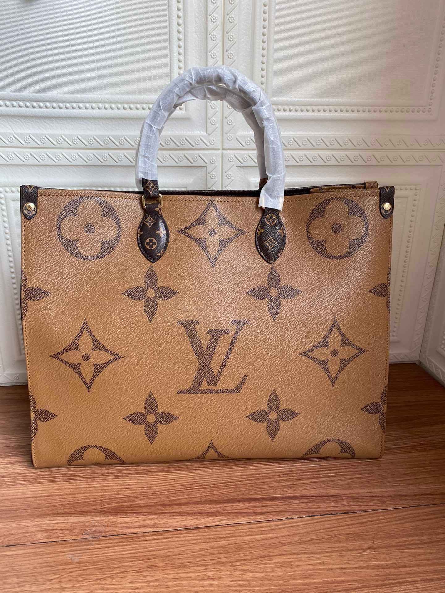 VL - Luxury Edition Monogram Bags LUV 451