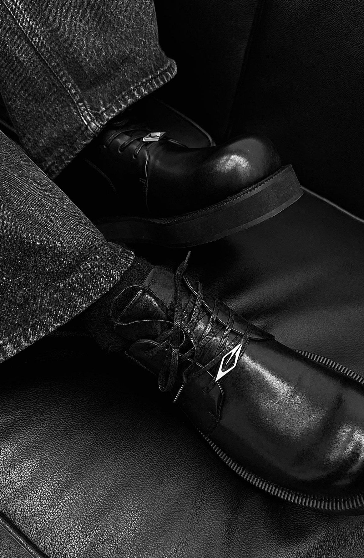 Black Leather Platform Derby Shoes - Wolvess