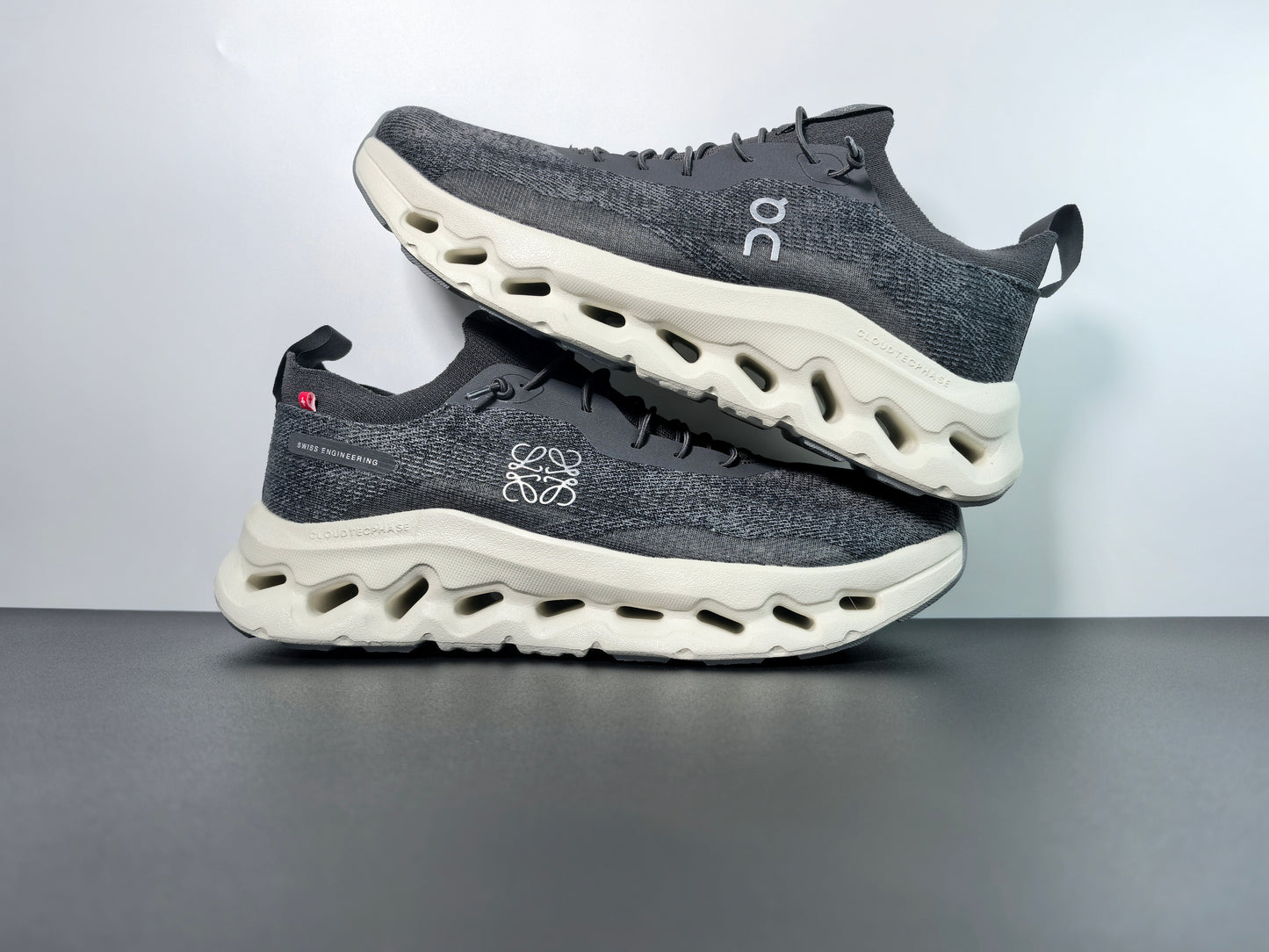LOEWE x On Cloudtilt loewe