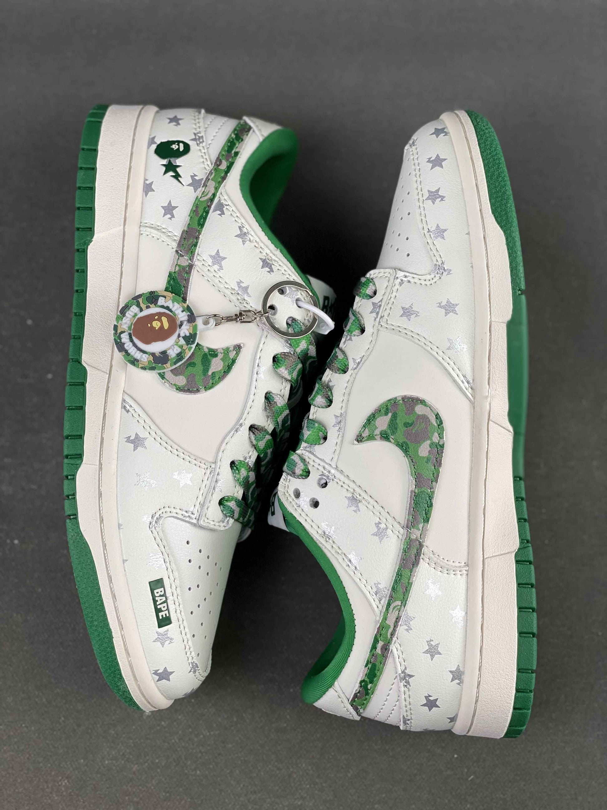 Custom SB Dunk X BAPE DW1098-349