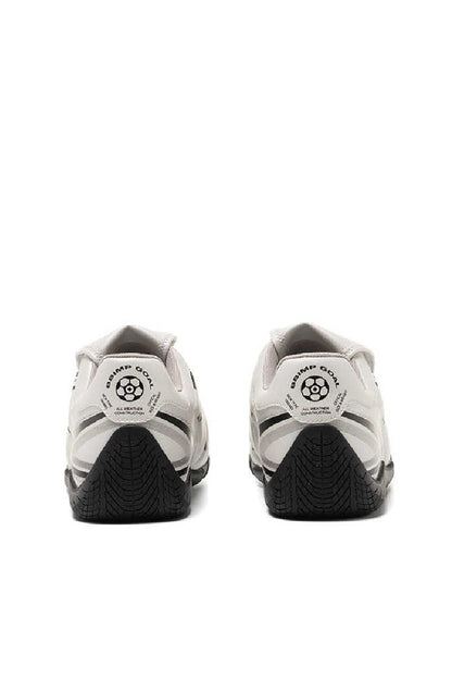 White Star Pattern Velcro Soccer Shoes - Wolvess