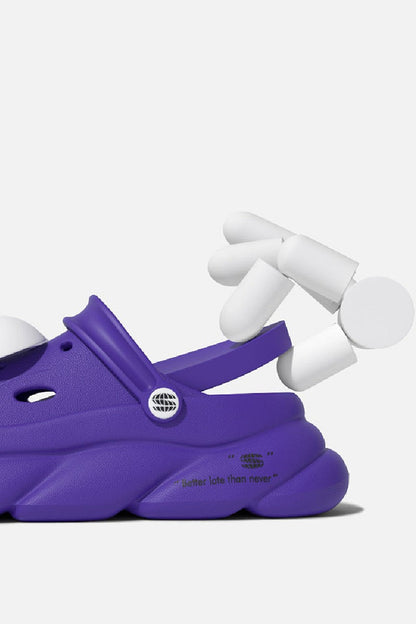 Monster Slippers - Wolvess