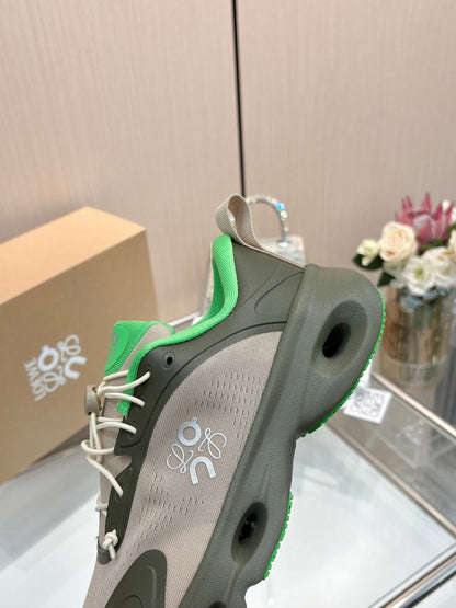 LOEWE x On Cloudsolo loewe