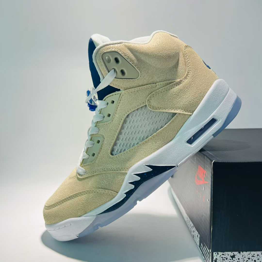 Air Jordan 5 Retro HQ7978 005 Luxuryurbanwear