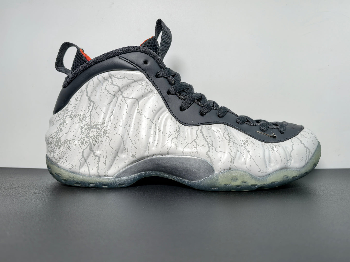 Air Foamposite One Premium “Armory Navy” AIR JORDAN