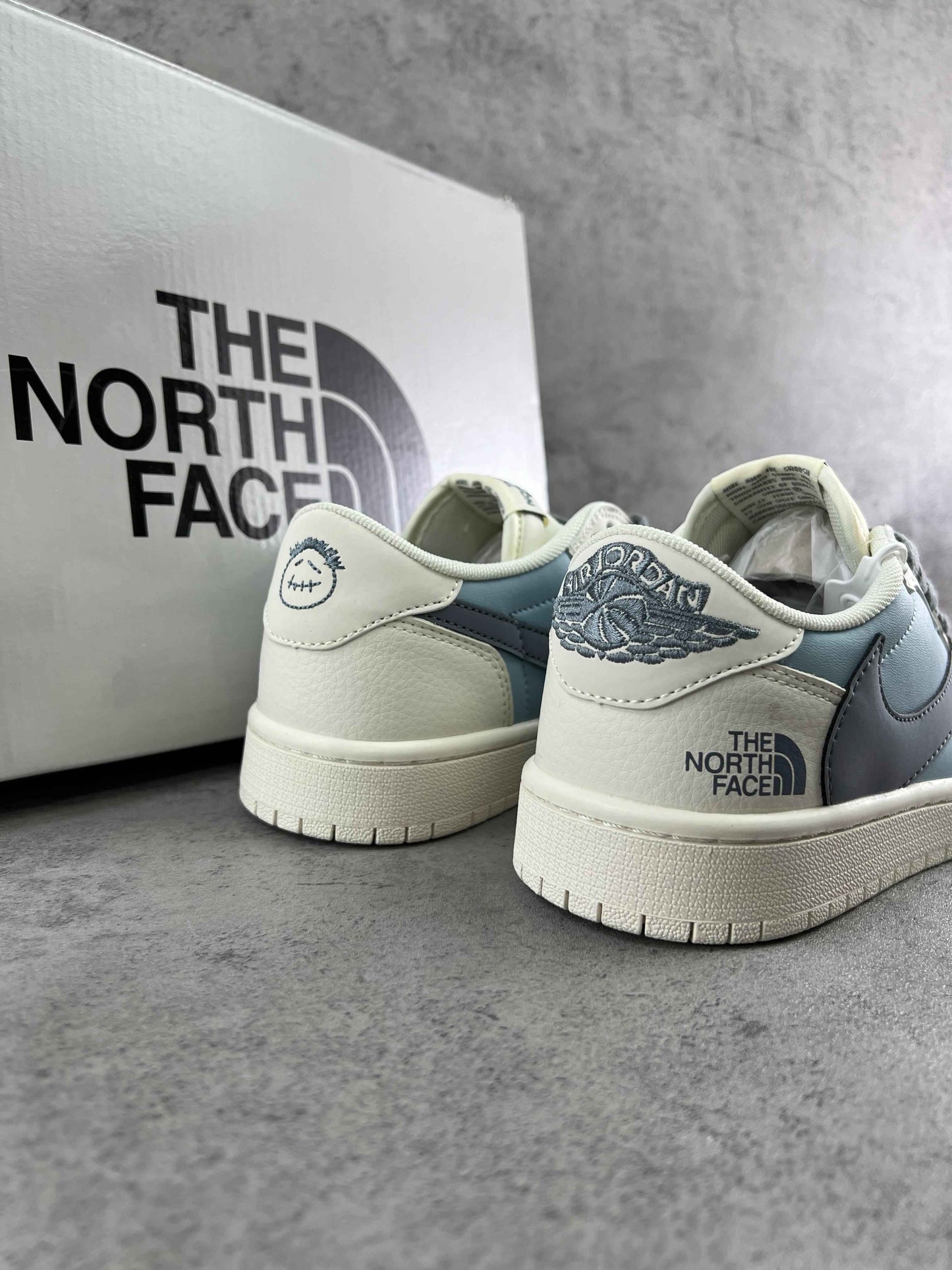 Custom Travis Scott x Air Jordan 1 x The North Face SJ2068 105