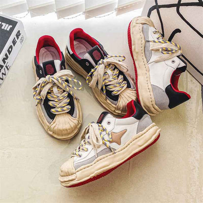 22020 EMA 12 Sneakers