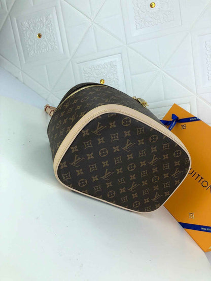 VL - Luxury Edition Monogram Bags LUV 024