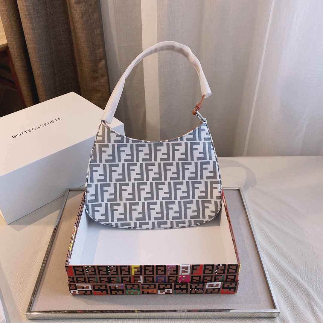 VL - Luxury Edition Bags FEI 115