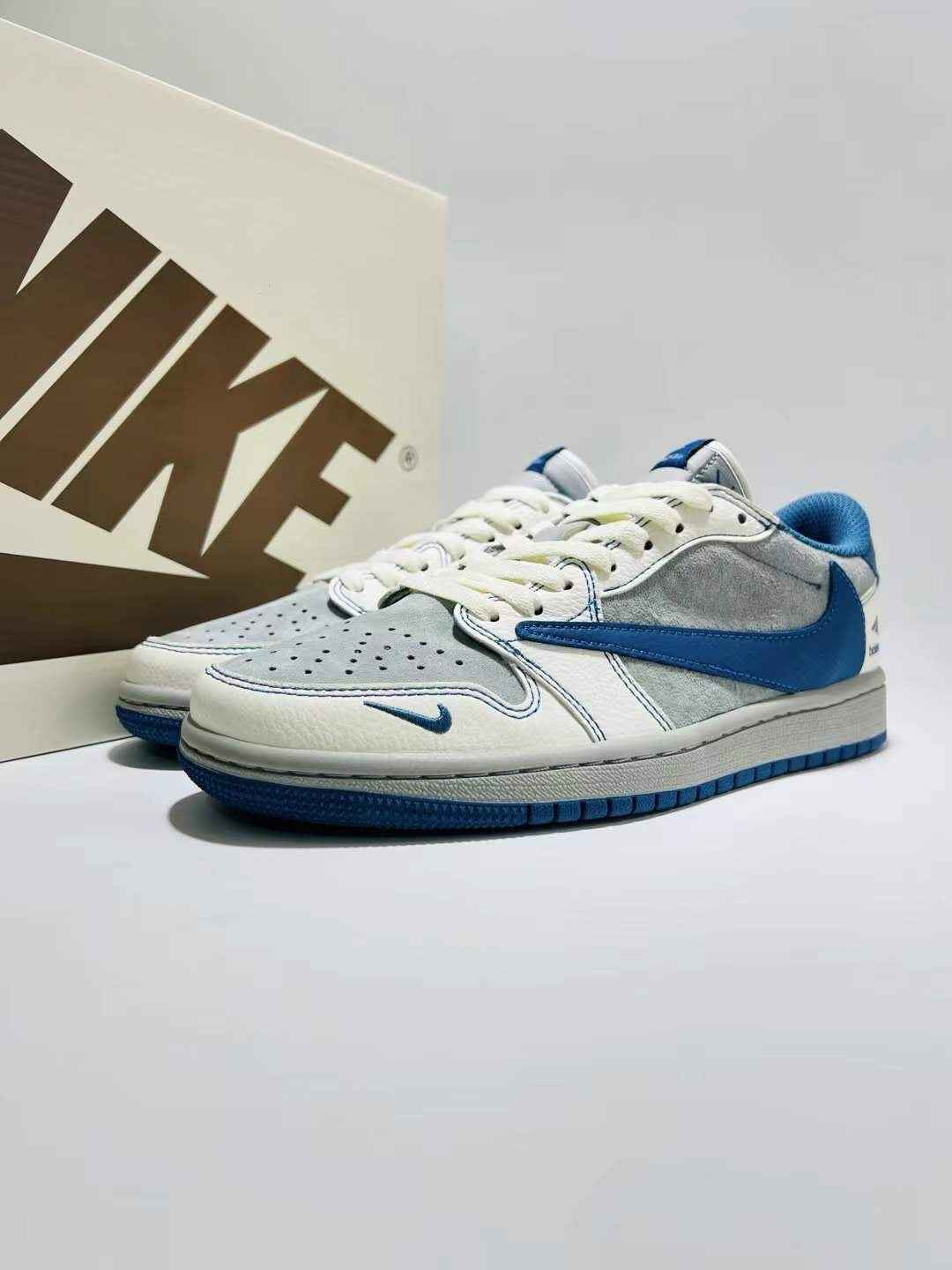 Designer Air Jordan Travis Scott Balenciaga XD1568 105 - Limited Edition Sneakers