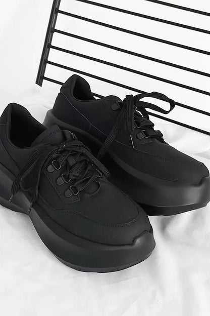 Platform Lace-Up Sneakers - Wolvess