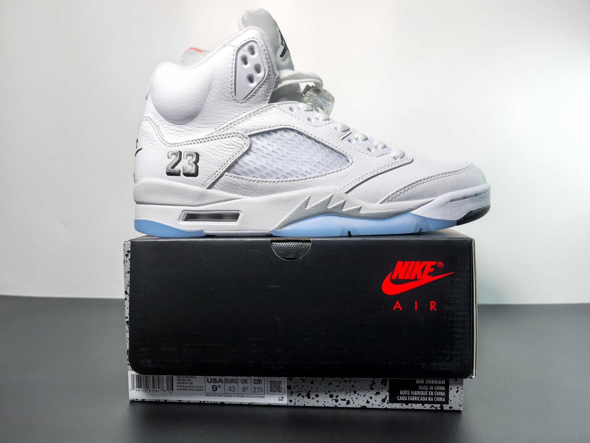 Air Jordan 5 OG White Metallic Luxury Urban Wear