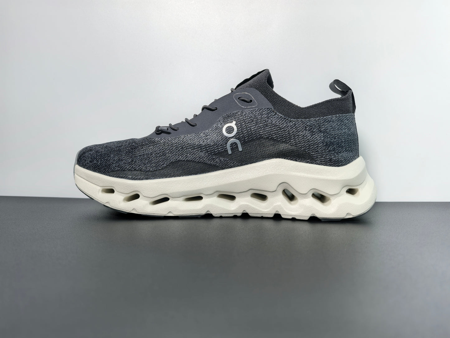 LOEWE x On Cloudtilt loewe