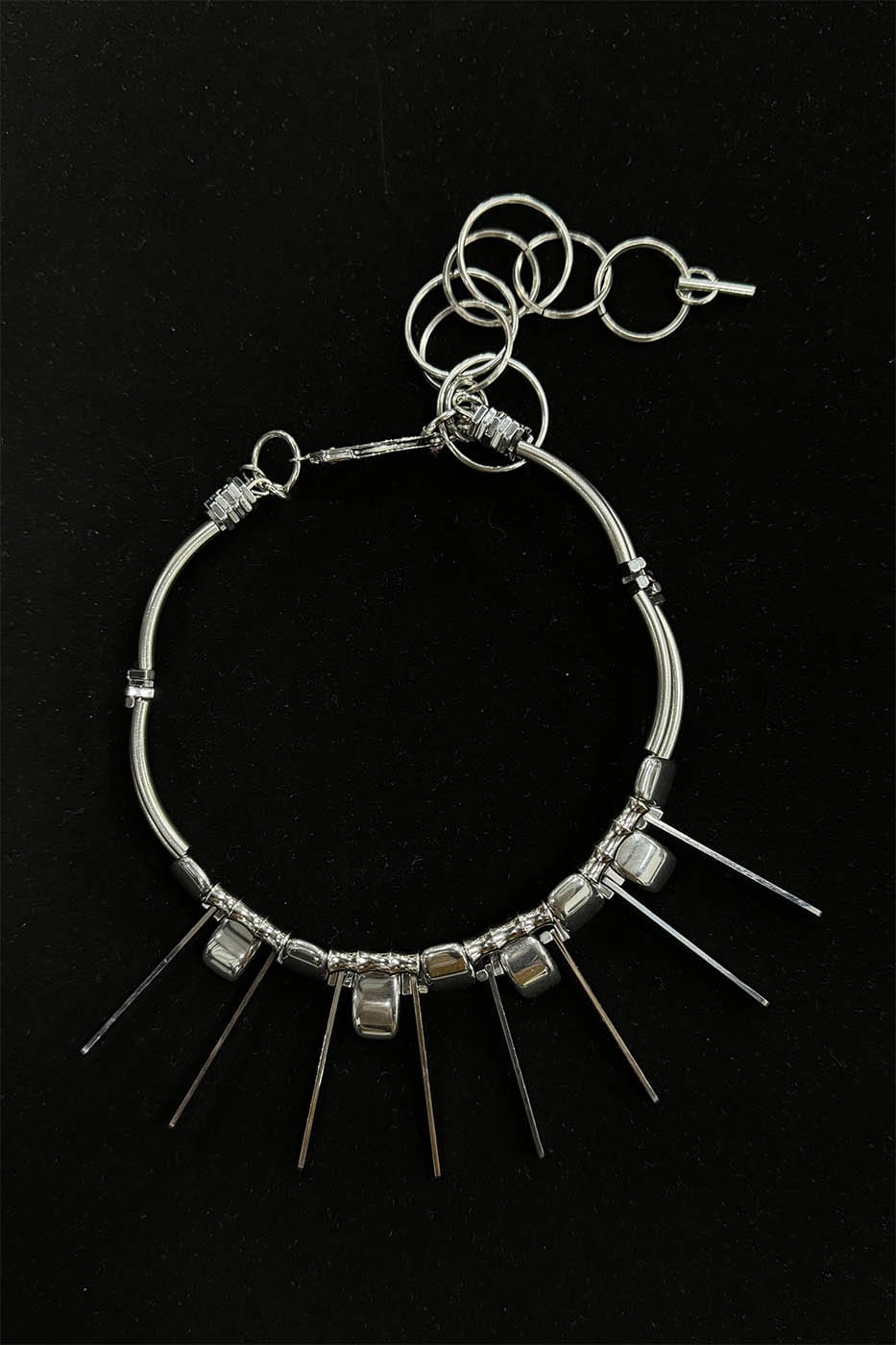 Double-Strand Metallic Spike Choker Necklace - Wolvess