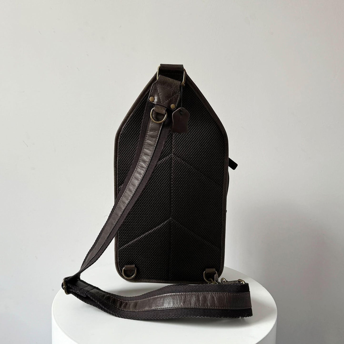 Full-Grain Crazy Horse Leather Sling Bag – Rugged Style, Two-Way Carry MiamiLeathers.com