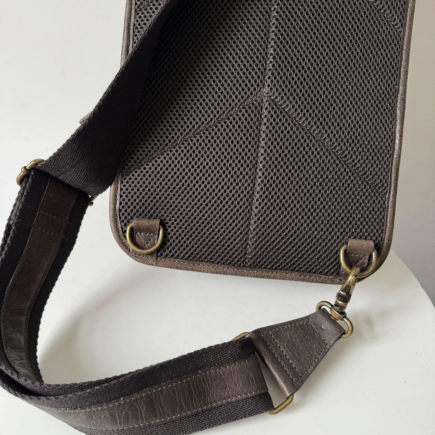 Full-Grain Crazy Horse Leather Sling Bag – Rugged Style, Two-Way Carry MiamiLeathers.com