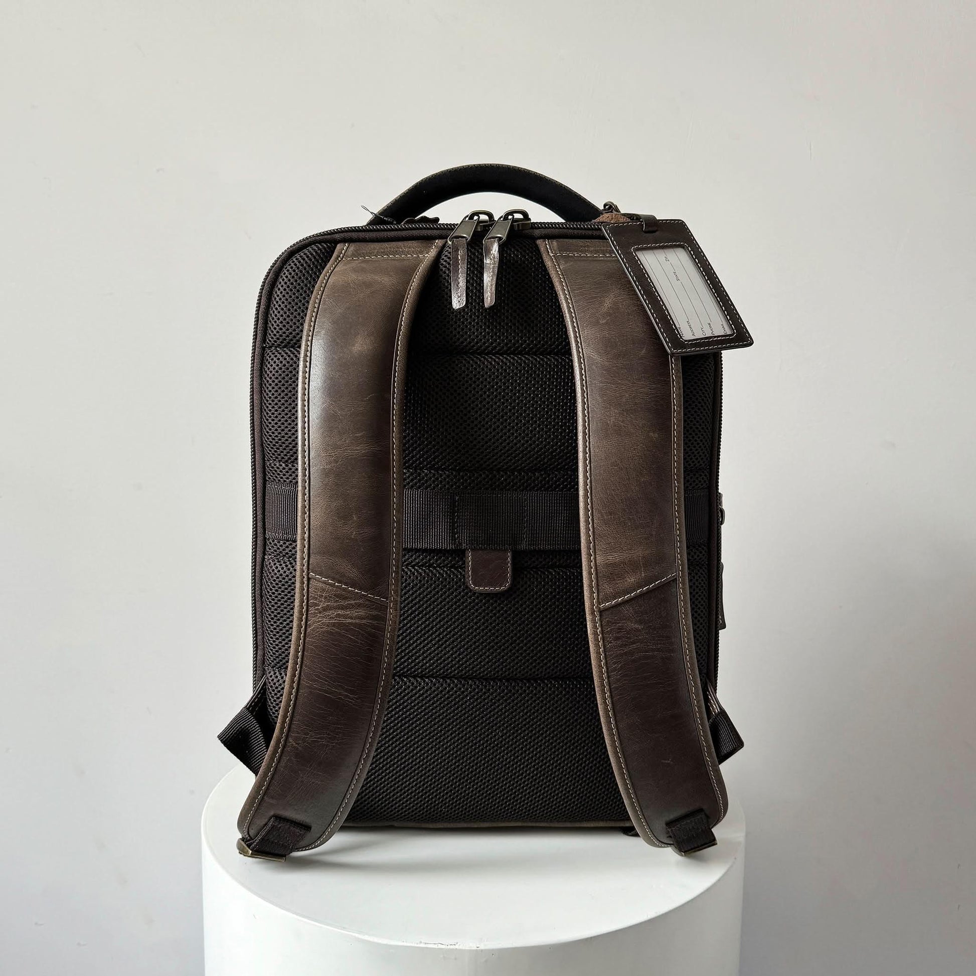 Crazy Horse Full-Grain Leather Laptop Backpack – Premium, Rugged & Stylish MiamiLeathers.com