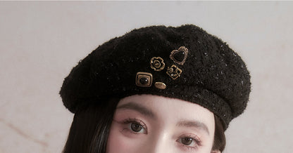 Black Wool Beret with Pin Accessories - Wolvess