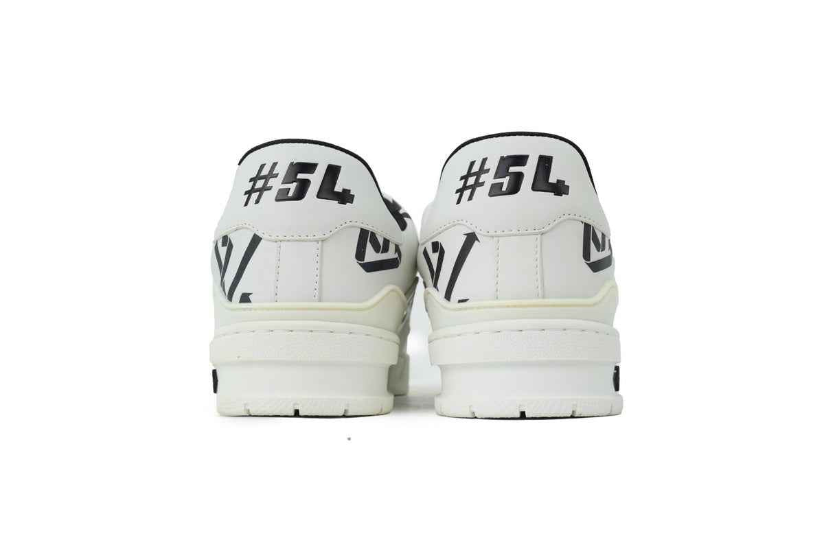 LV ARCH Light Sneaker
