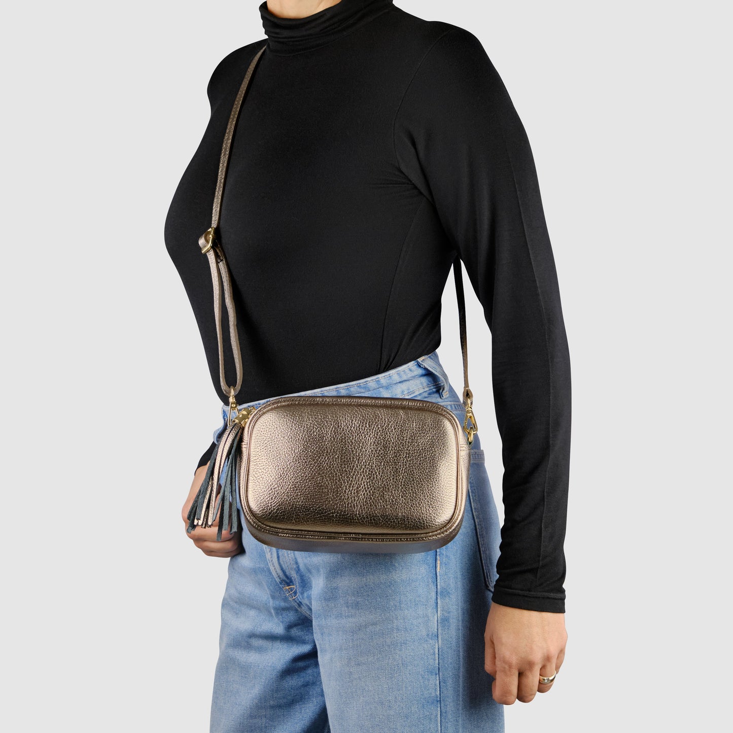 Italian Genuine Metallic Calf Leather Crossbody Bag 231302 TAKEASY