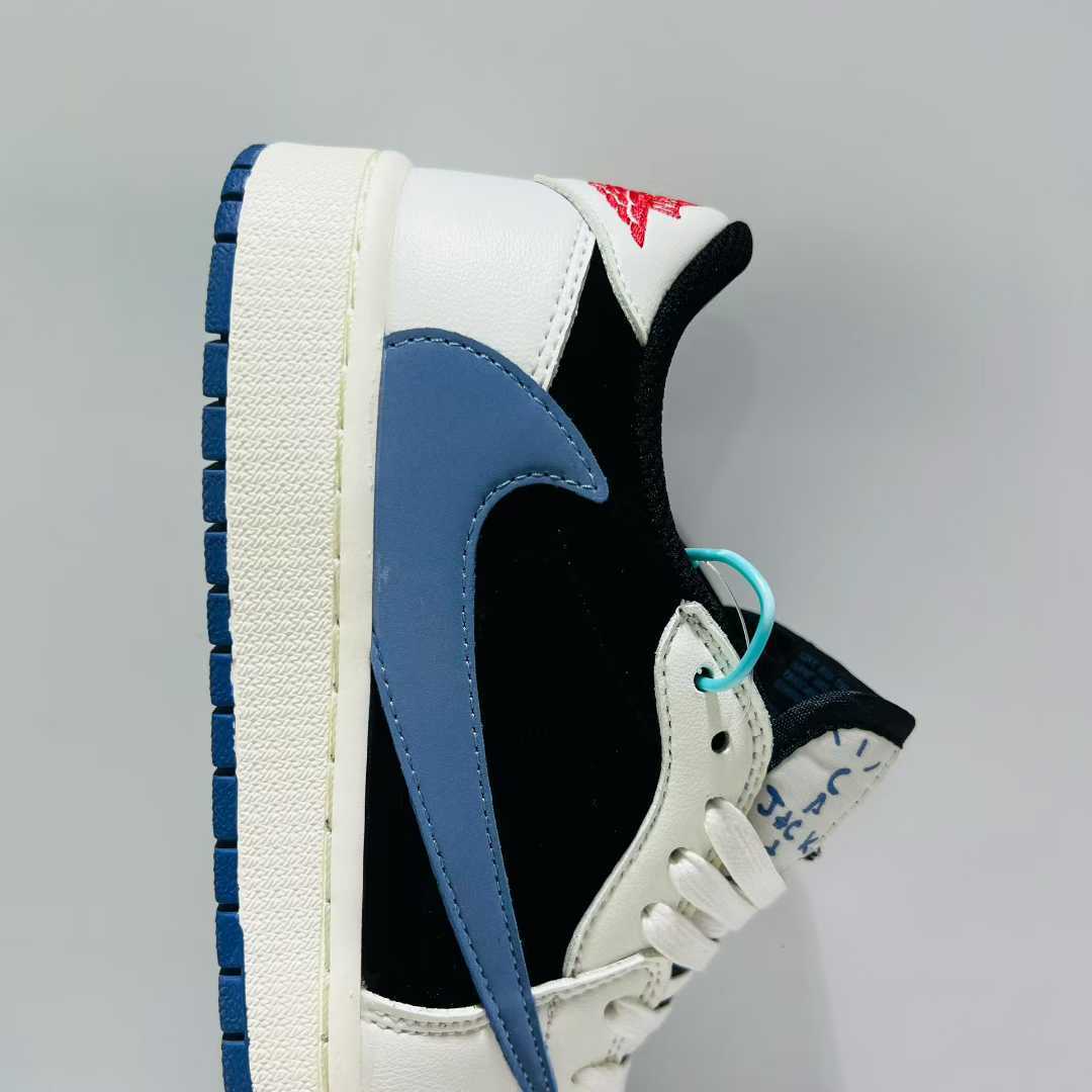 Travis Scott x Air Jordan 1 Low OG Luxuryurbanwear