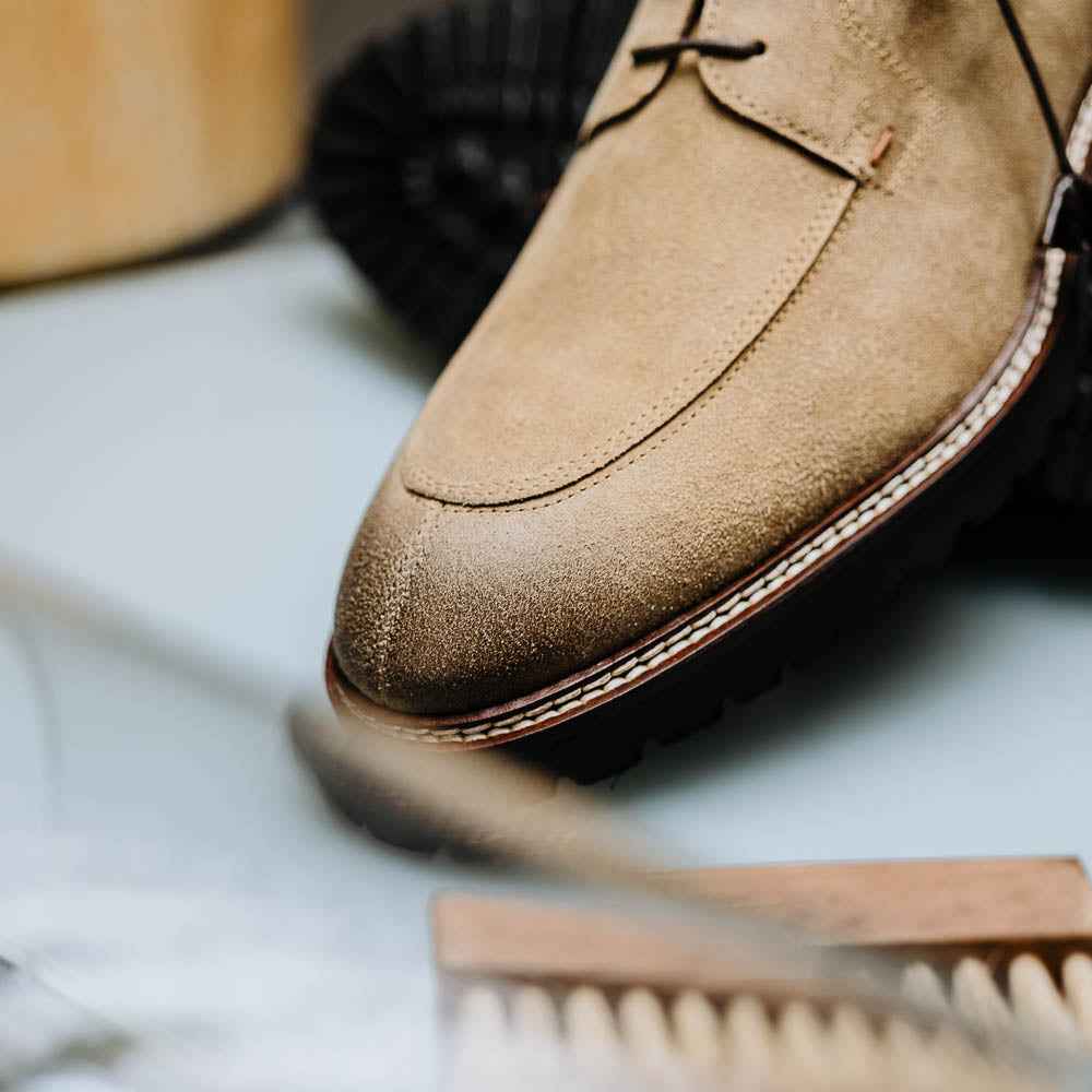 26-224-OAK CAMPO Sueded Goatskin Lace Up with Wax Finish, Oak Zelli Italia