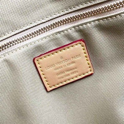 Sneakernational  LV Paris Bag M40743