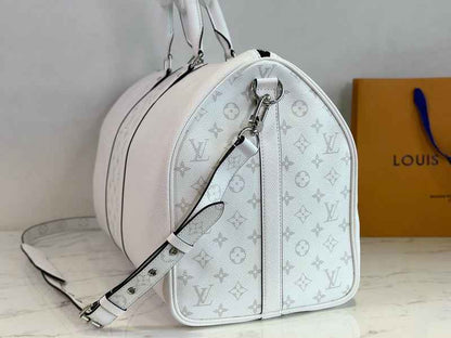 Wolvess - LOV Bags - 411