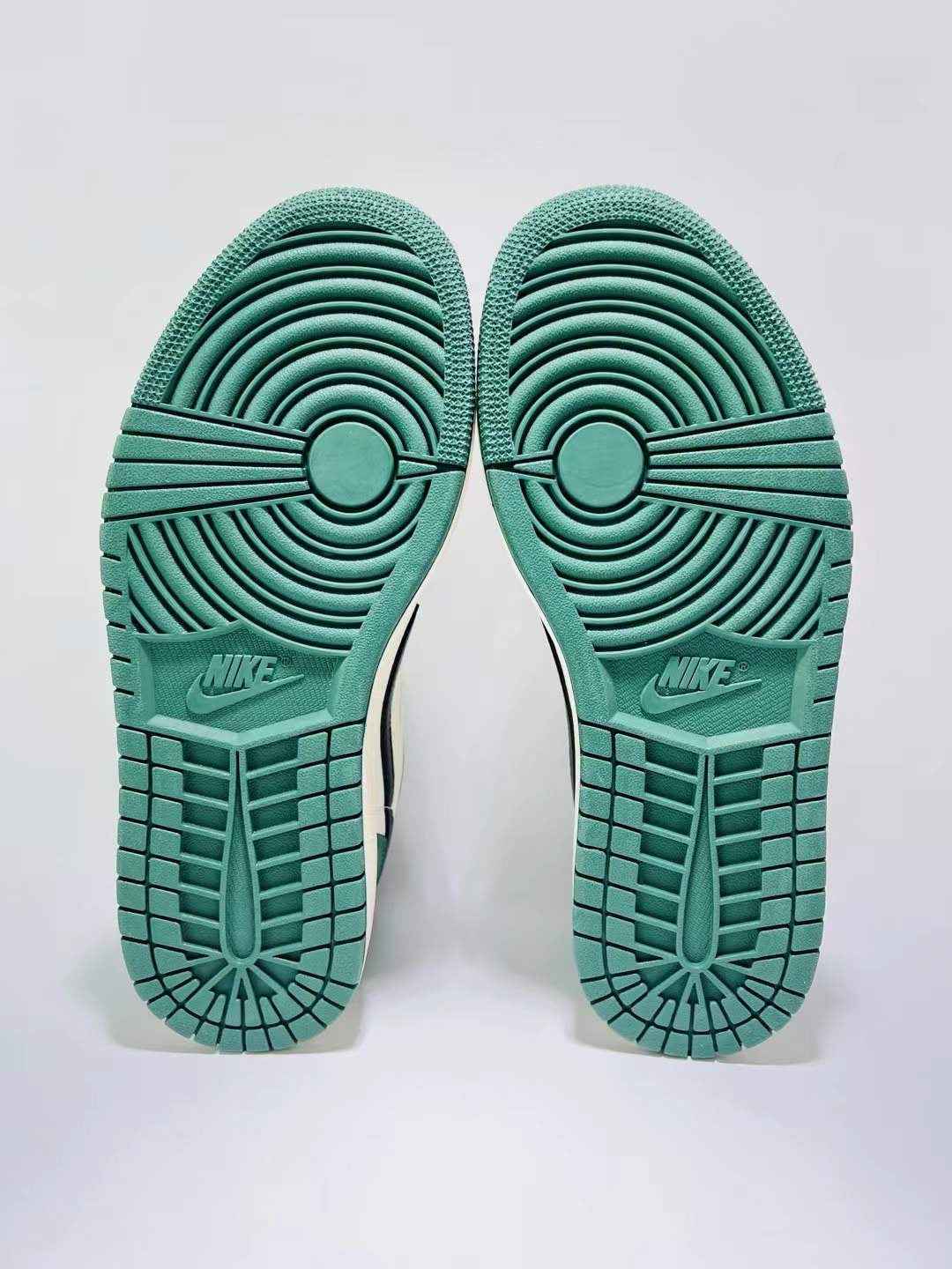 Designer Air Jordan Travis Scott Off White JJ5288 011