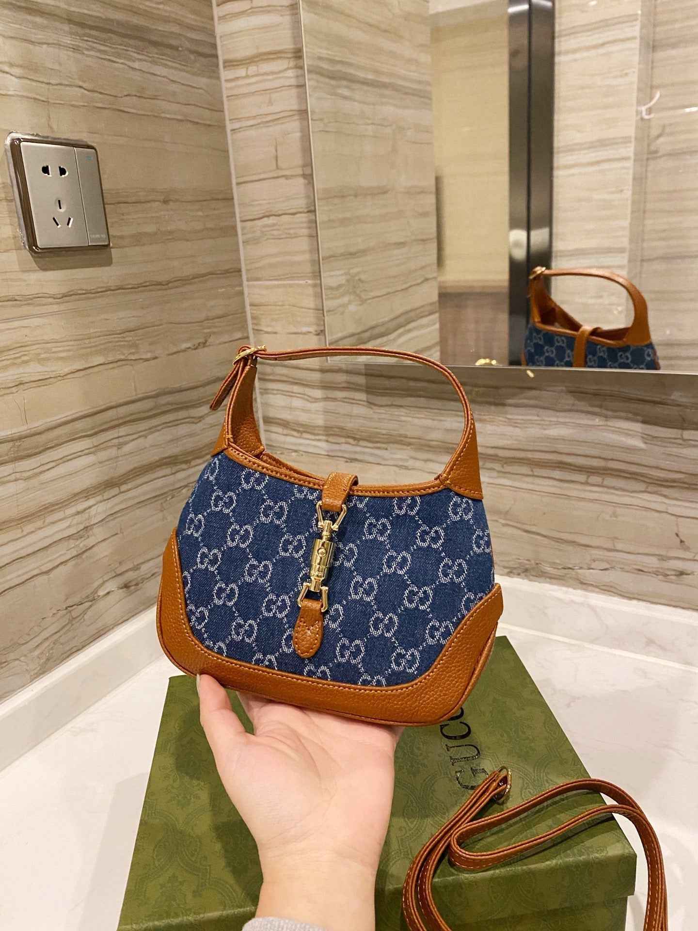 VL - Luxury Edition Bags GCI 221