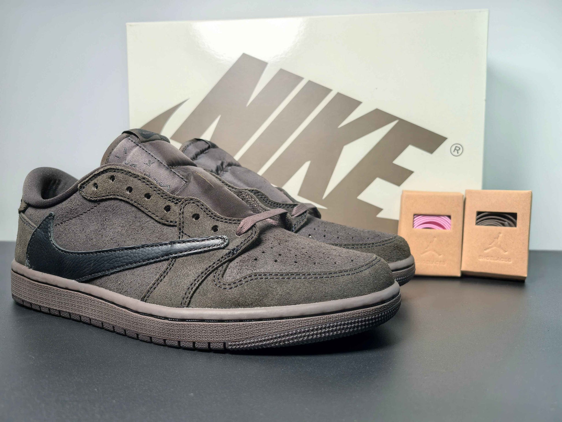 Custom Travis Scott x Air Jordan 1 Low OG “ DM7866-202