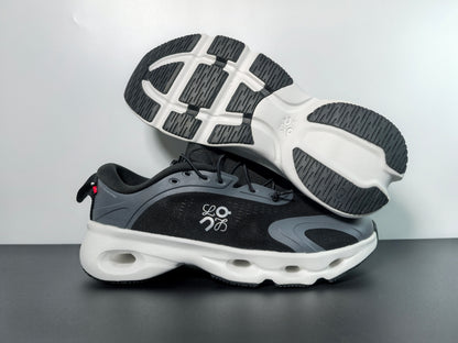 LOEWE x On Cloudsolo loewe