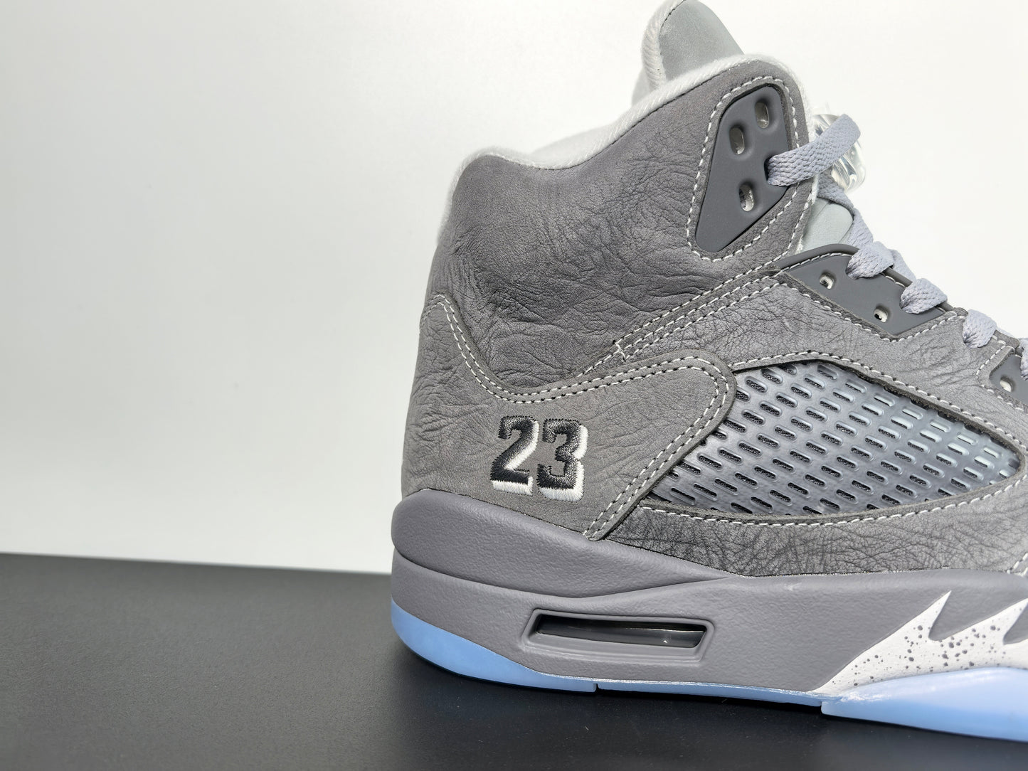 Air Jordan 5 “Wolf Grey” air jordan
