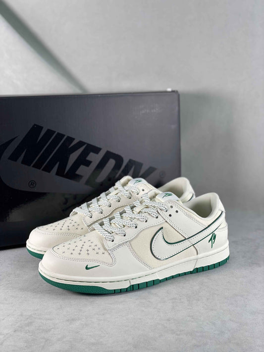 Custom Dunk SB Low x Travis Scott FC1688 109