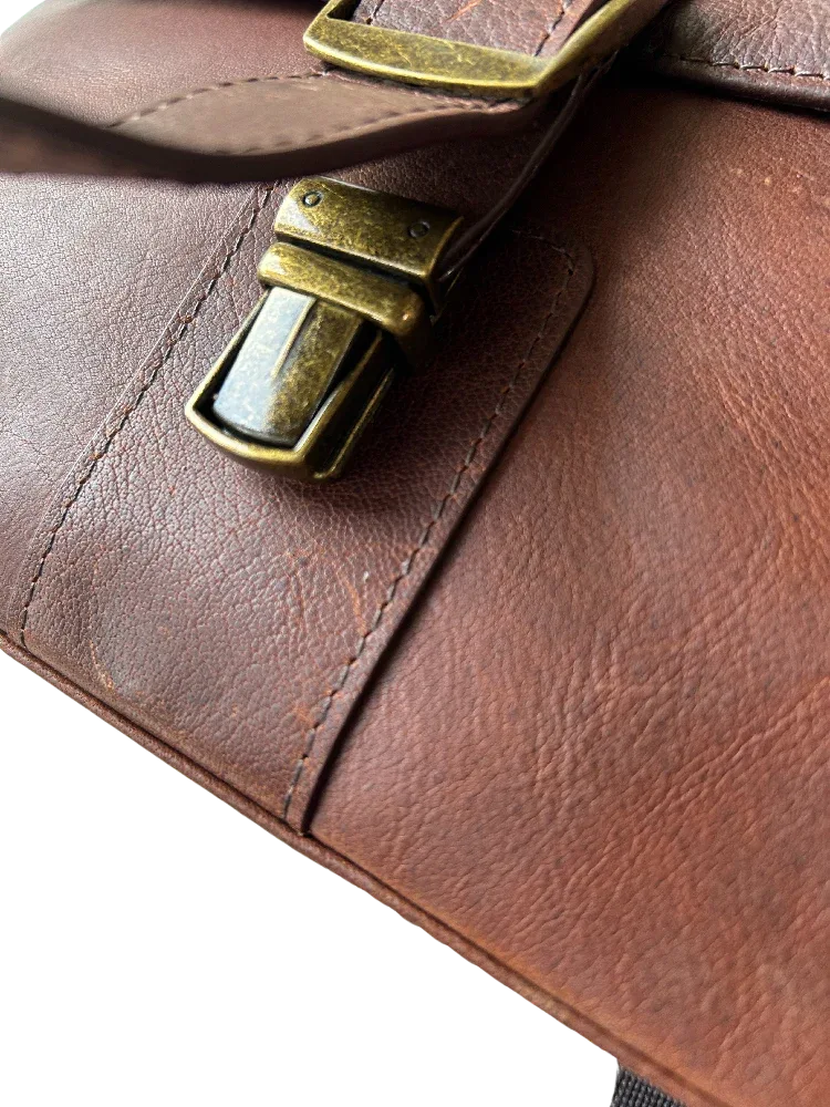 Cambridge Full-Grain Leather Crossbody – Smooth, Rich Color & Classic Style MiamiLeathers.com