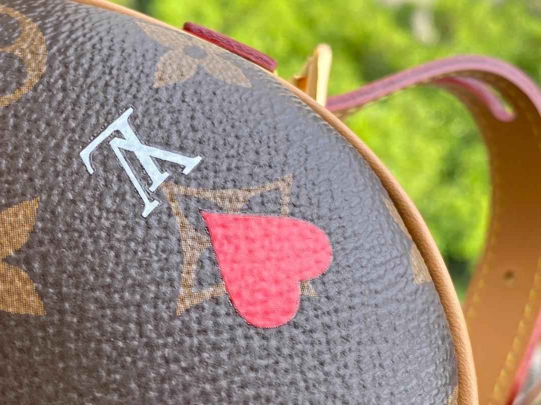 LV Game On Cœur MONOGRAM Nicolas Ghesquière A02