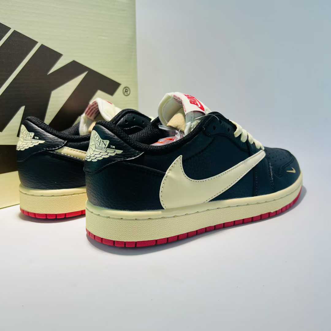 Travis Scott x Air Jordan 1 Low OG Luxuryurbanwear