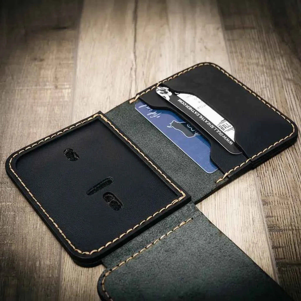 Minimalist Badge Wallet Bull Sheath Leather