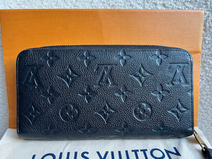 Louis Vuitton Zippy Wallet in Black Empreinte (RRP £710)