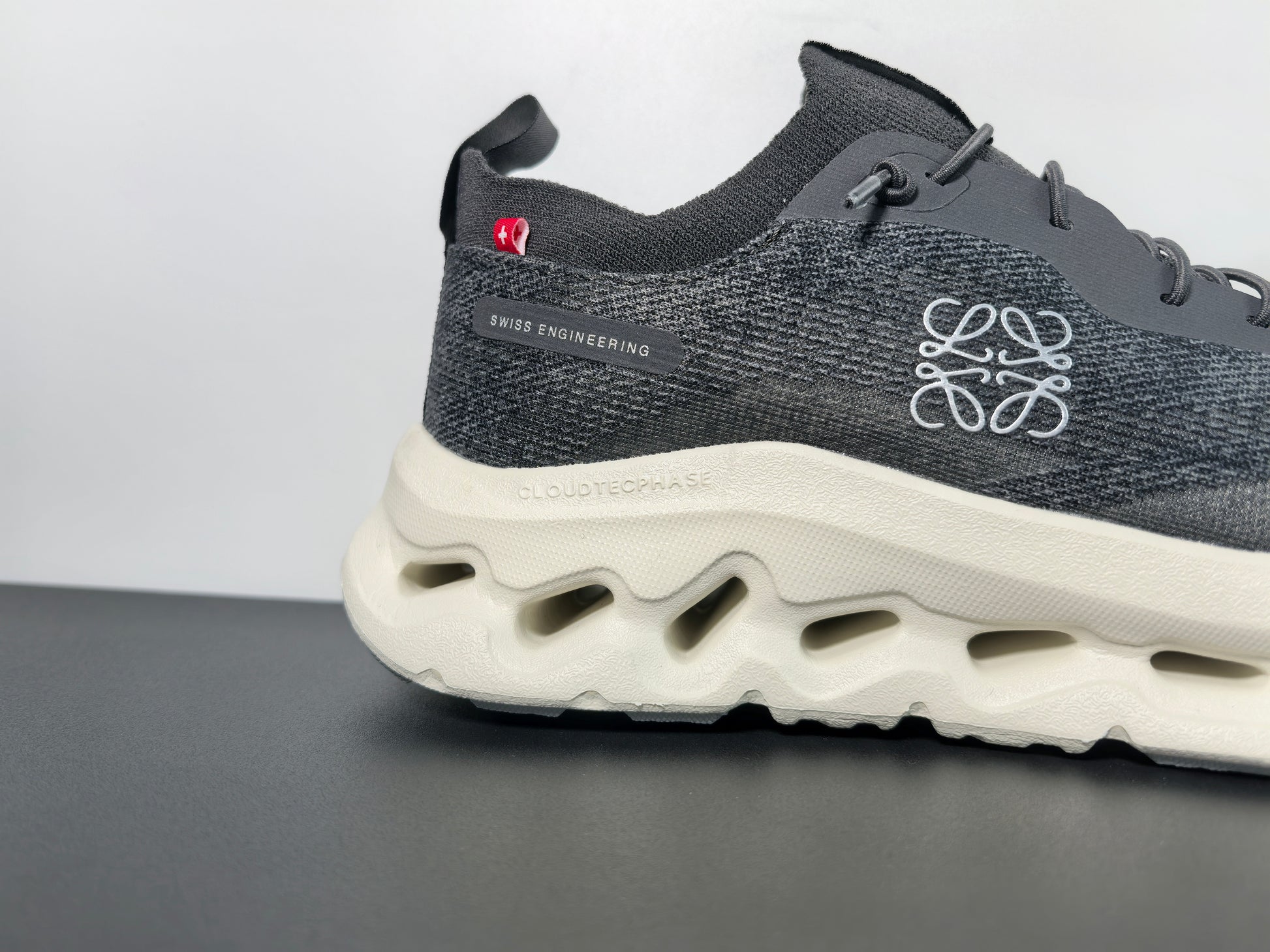 LOEWE x On Cloudtilt loewe