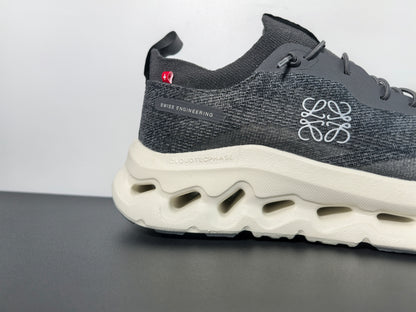 LOEWE x On Cloudtilt loewe