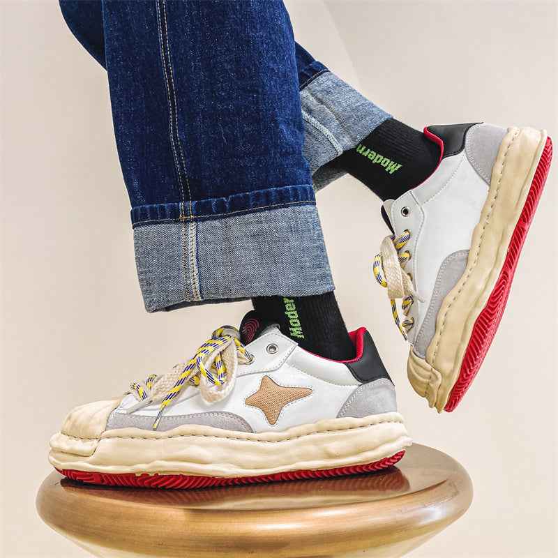 22020 EMA 12 Sneakers